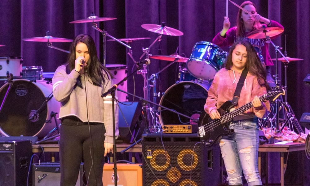 Windsor_Knights_of_the_Rock_Table-00002