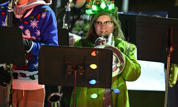 Holiday Music Reverse Parade